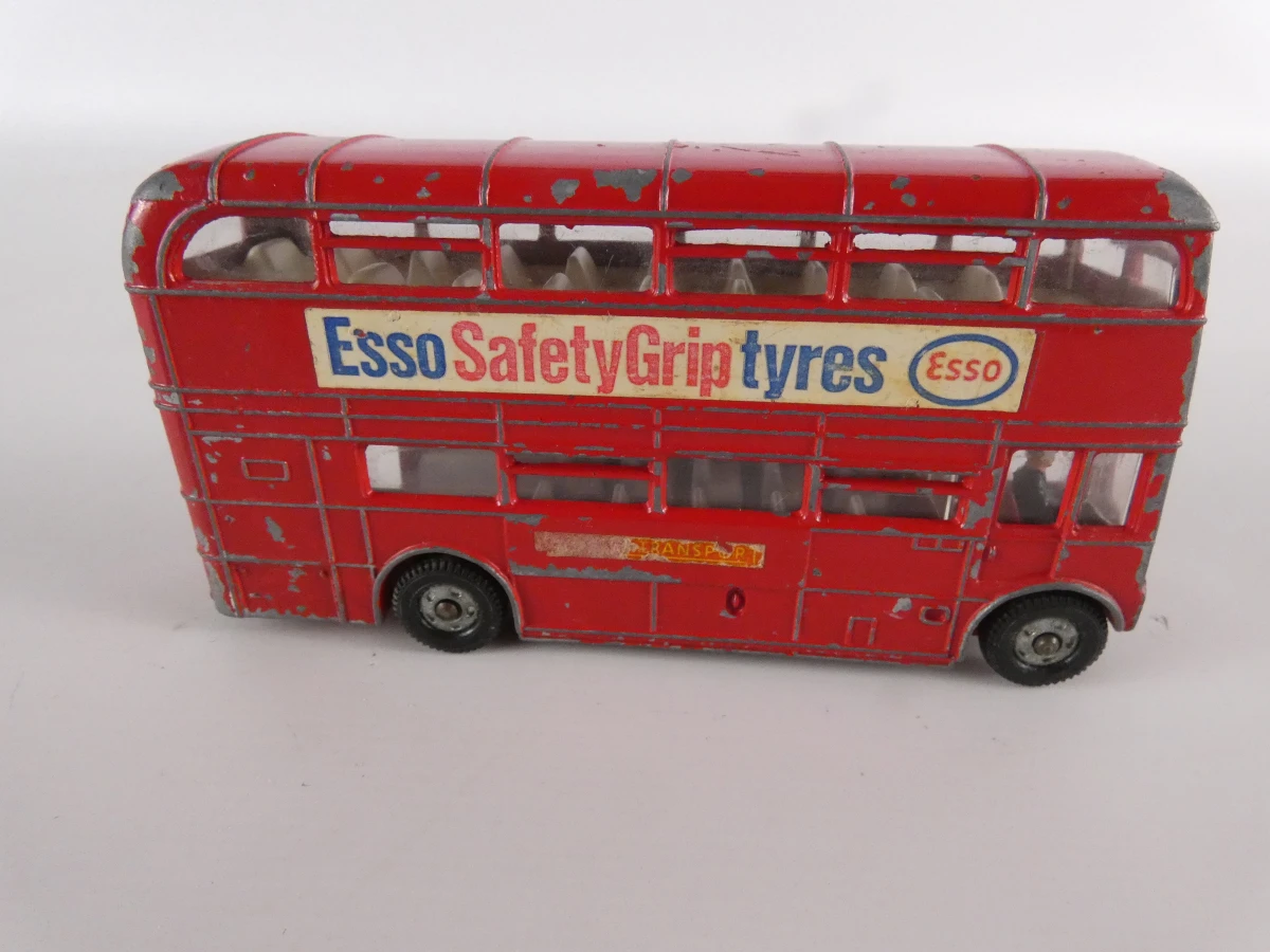 Set vintage Dinky Toys modelauto's en verkeersborden - foto 5