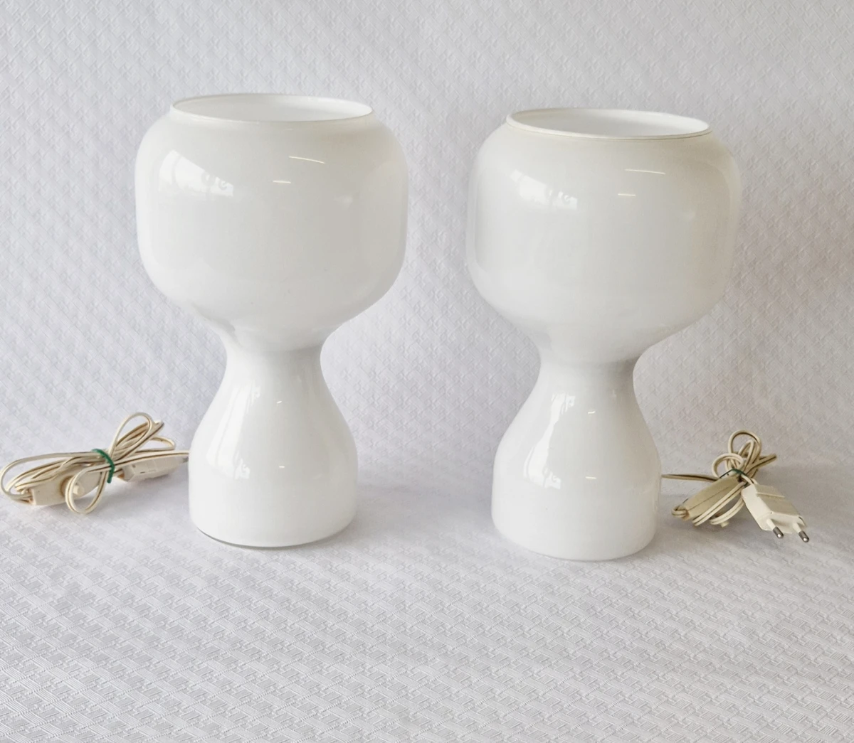 Set van 2 witte glazen tafellampen - foto 3