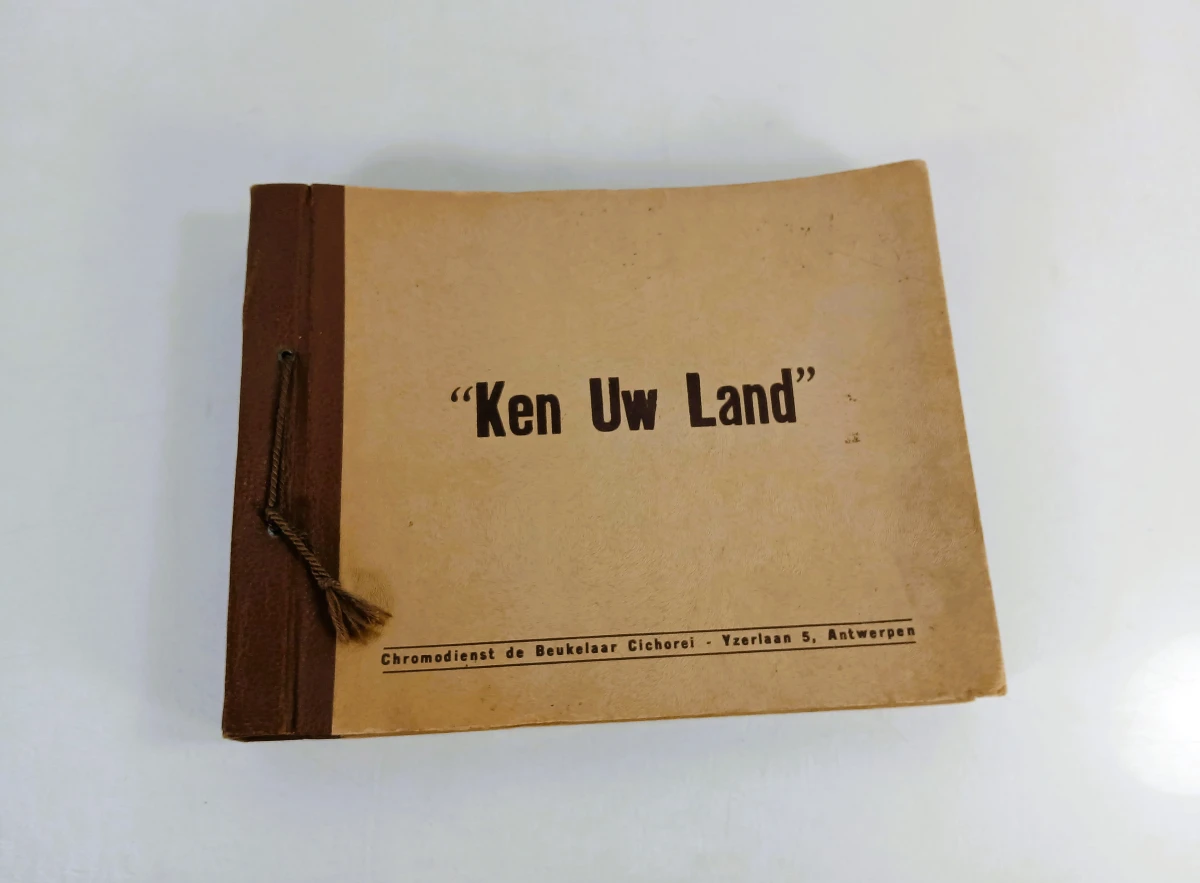 Vintage fotoalbum 'Ken Uw Land' met losse foto's - foto 2