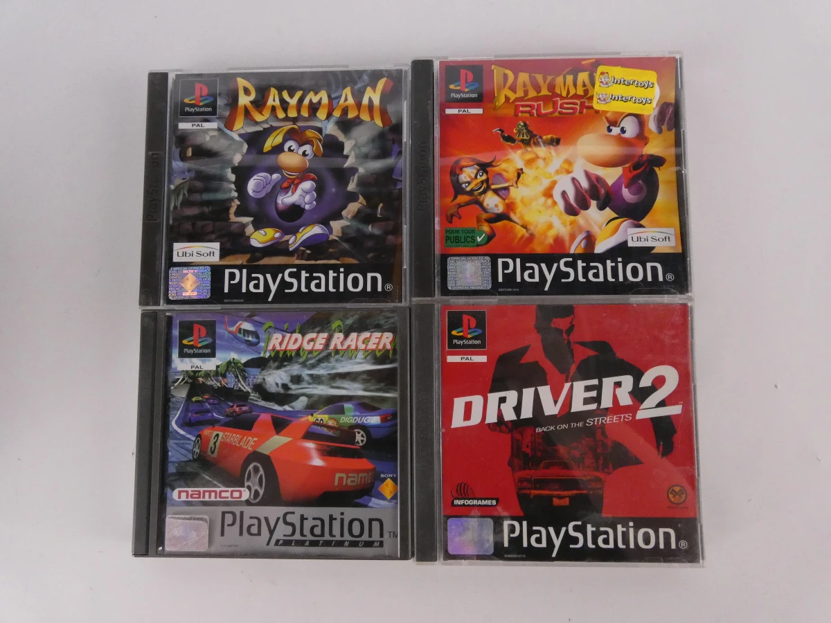 Set van 16 PlayStation 1 en 2 games met hoesjes - foto 4