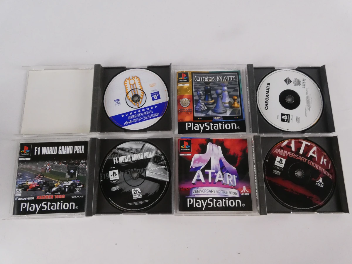 Set van 16 PlayStation 1 en 2 games met hoesjes - foto 7