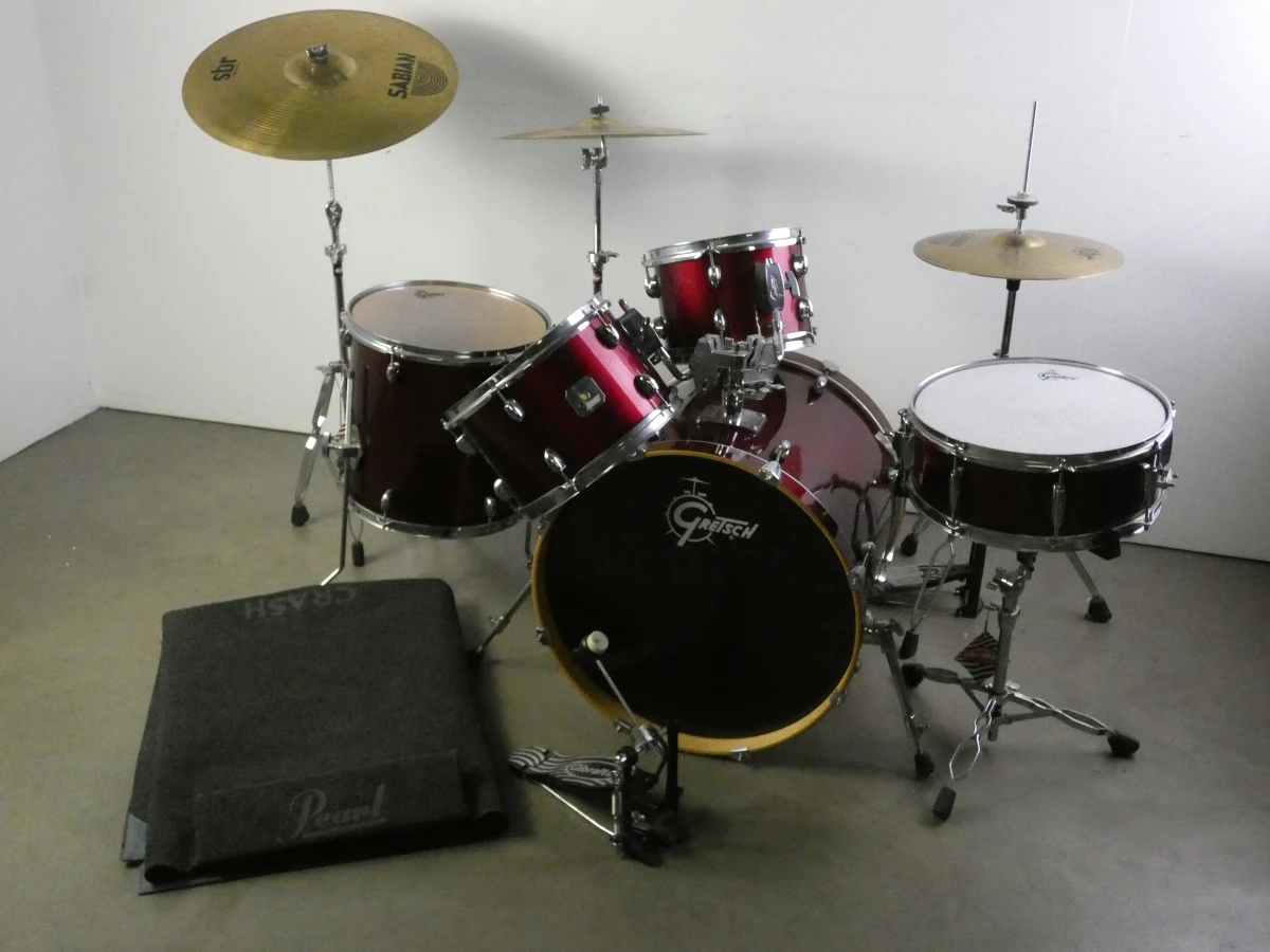 Gretsch drumstel met Sabian bekkens en accessoires - foto 3