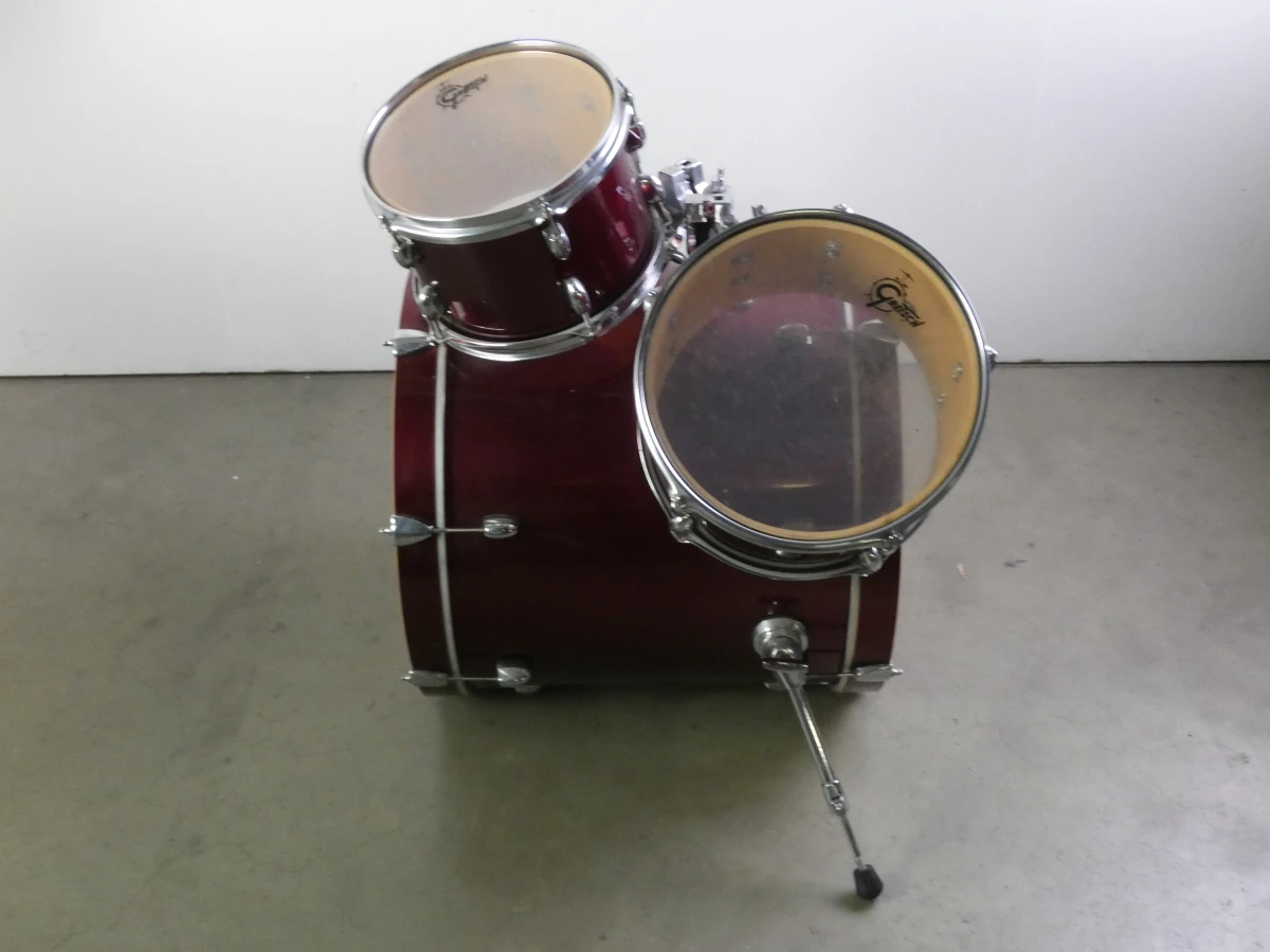 Gretsch drumstel met Sabian bekkens en accessoires - foto 12