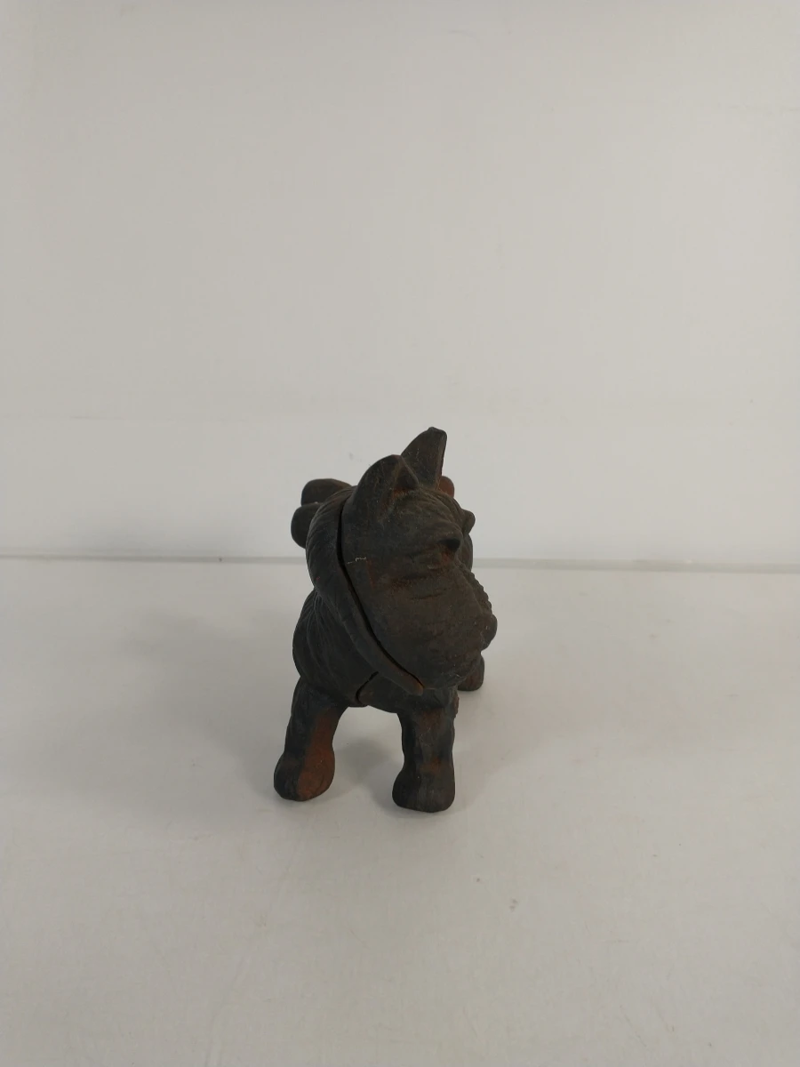 Beeldje van een hond in gietijzer - foto 2