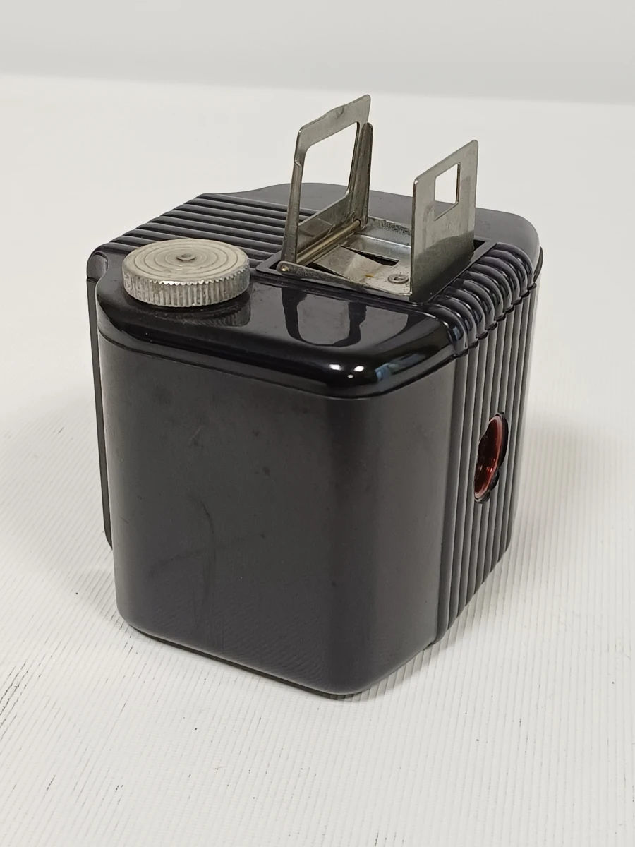 Vintage Kodak Baby Brownie Boxcamera – foto 4 – kavel bij De Kringwinkel, Ronse