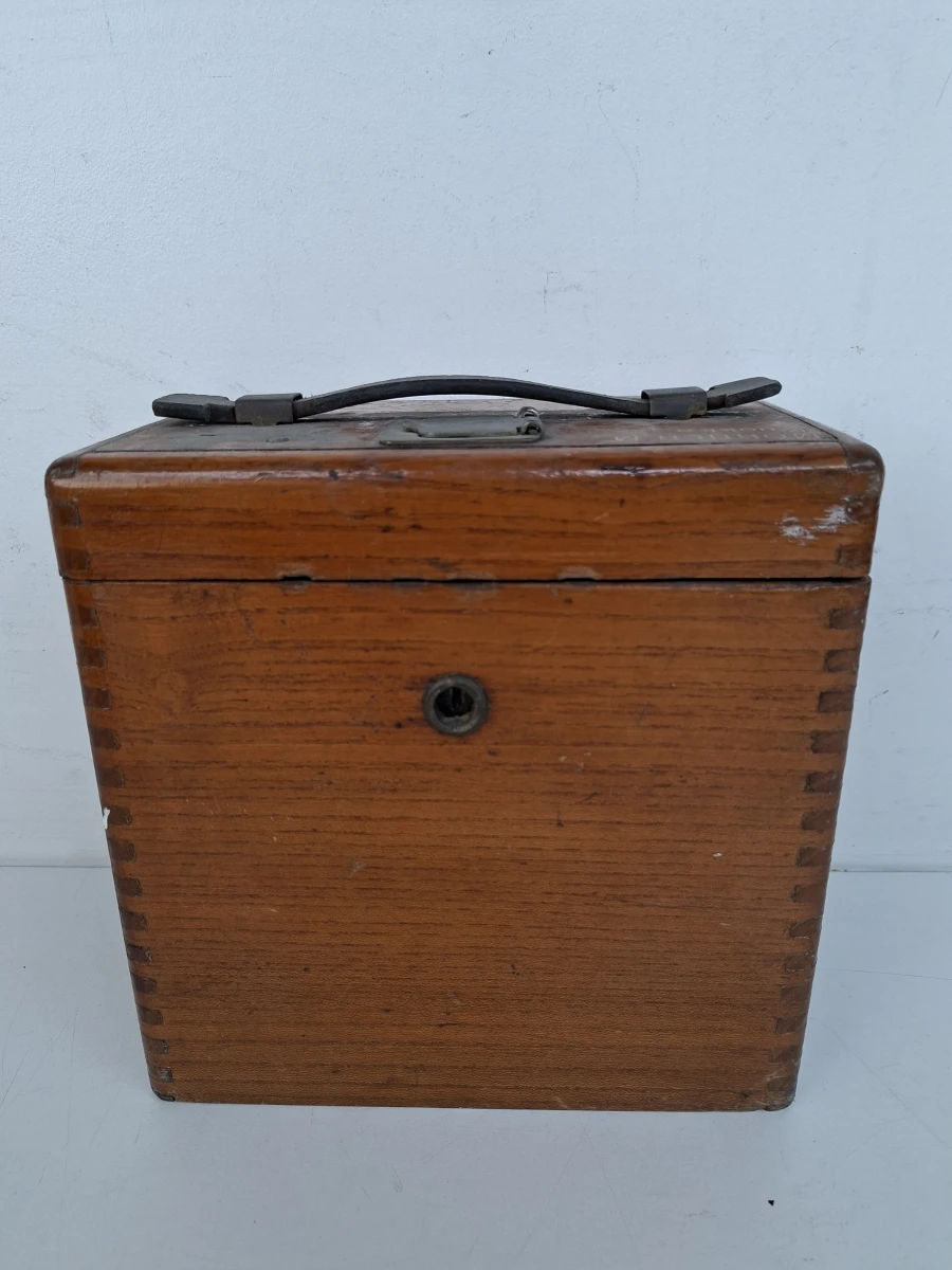 ⏱️ Antieke Duivenklok Toulet / Benzing in Houten Kist – Uniek Verzamelobject (Knokke) ⏱️ - foto 5