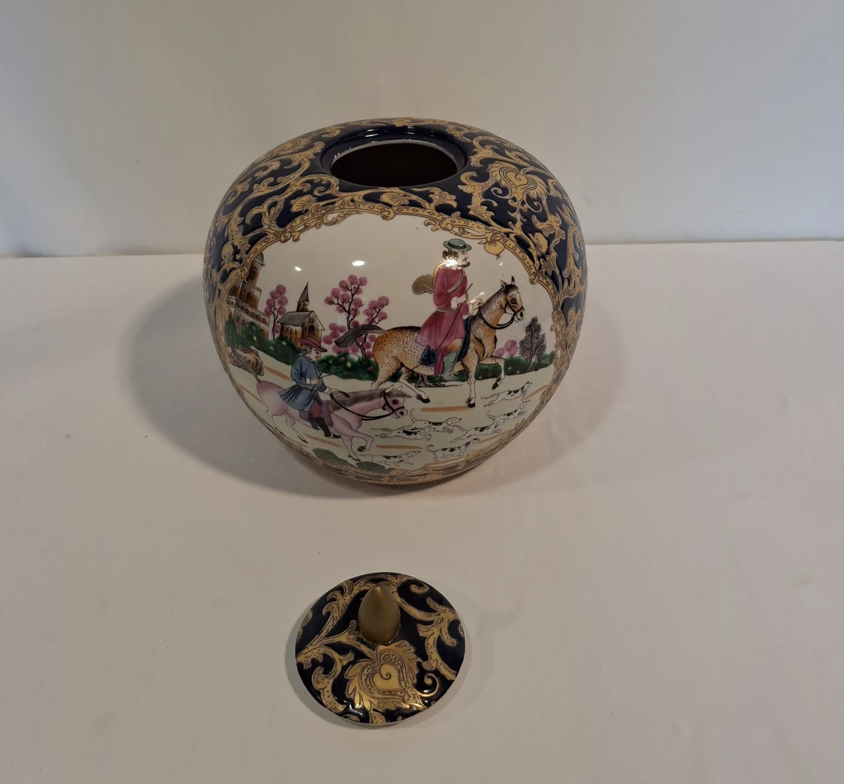 Decoratieve Chinese porseleinen pot met deksel - foto 2