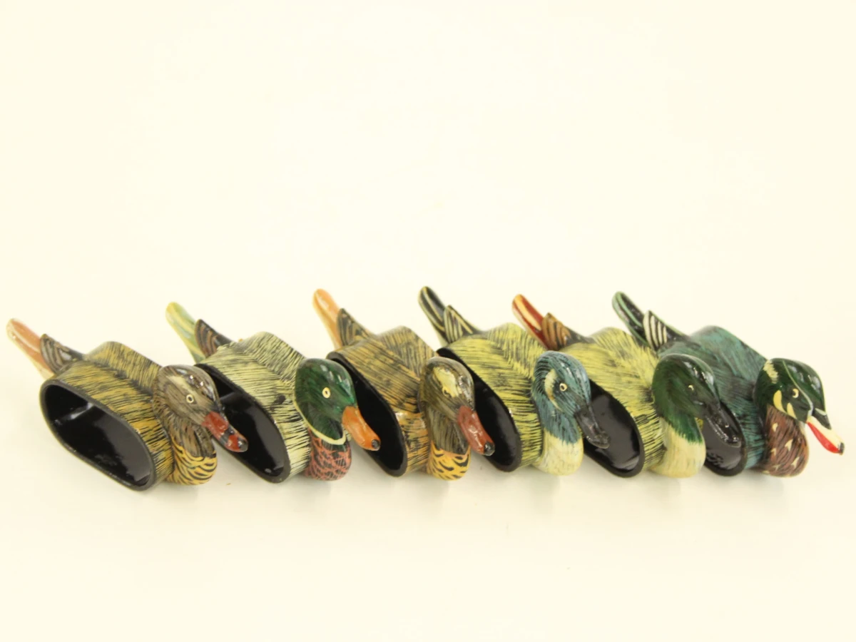 Set van 18 decoratieve servetringen in kunststof  met vogelmotief - foto 6