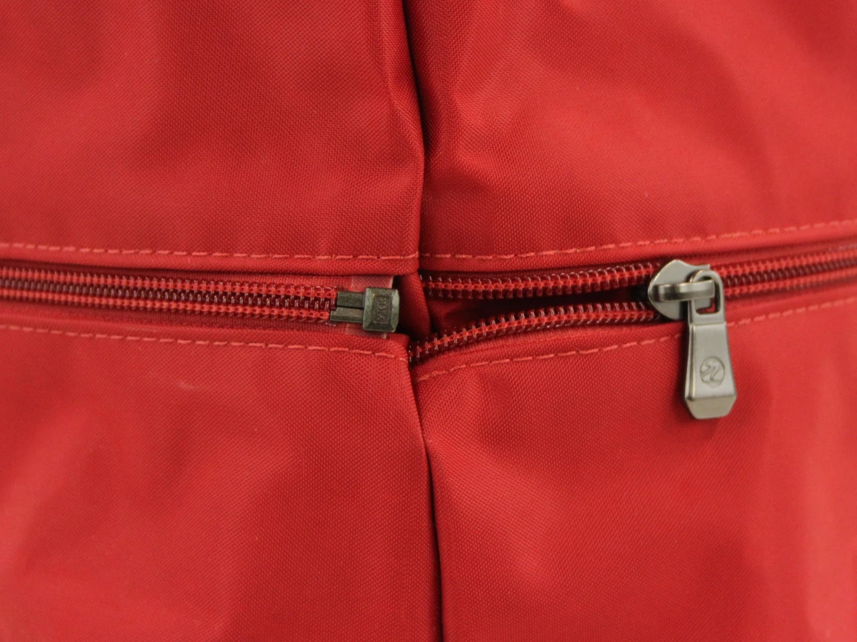 Rode Longchamp tas van de Pliage collectie - foto 4