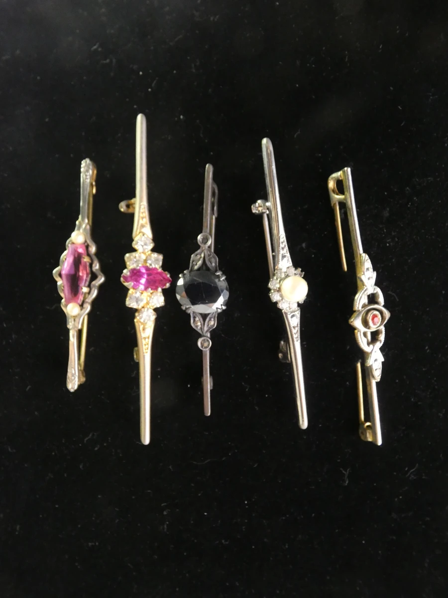 5 vintage broches met gekleurde steentjes - foto 2