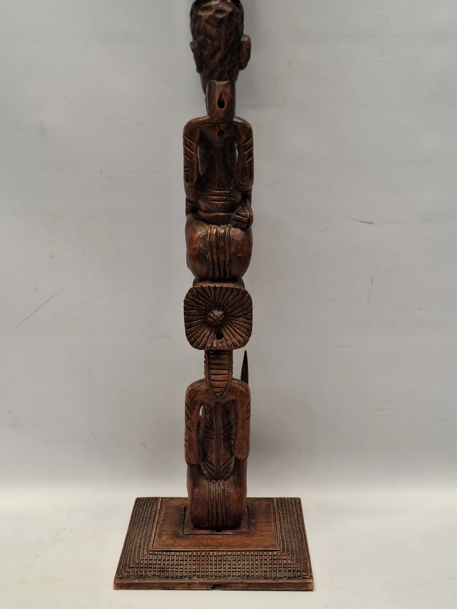 Handgesneden Afrikaanse totem sculptuur - foto 13