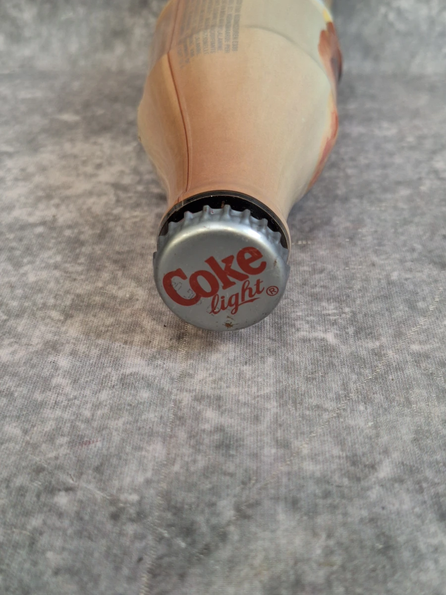 Set van 5 Coca-Cola Limited Fashion Edition Flessen & Blik - Marc Jacobs, Elvis Pompilio & Vintage Rose - foto 23