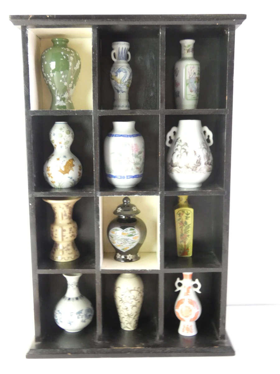 De Kunstschatten van de Keizerlijke Dynastieën, Miniatuurvaasjescollectie - foto 2
