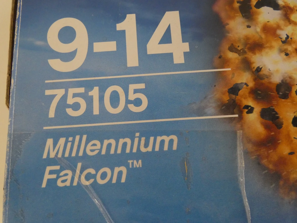 LEGO Star Wars Millennium Falcon bouwset 75105 - foto 12