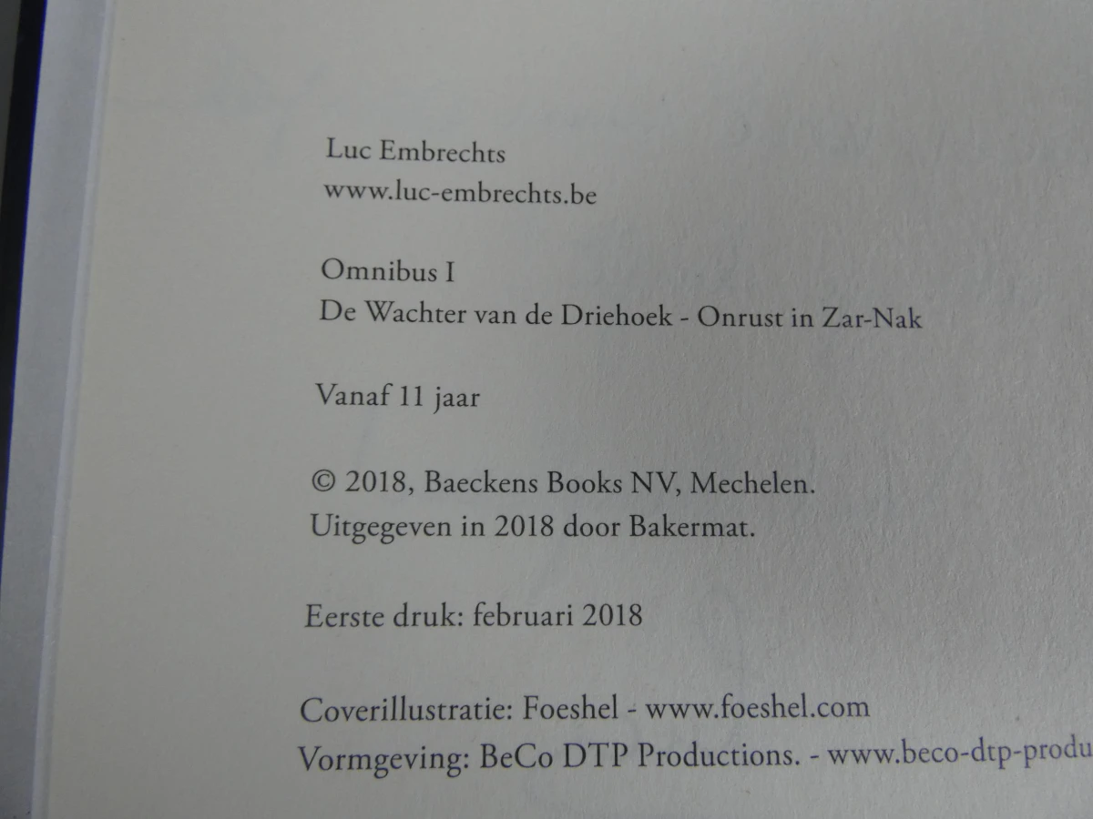 3 boeken Dir-Yak Omnibus - foto 6