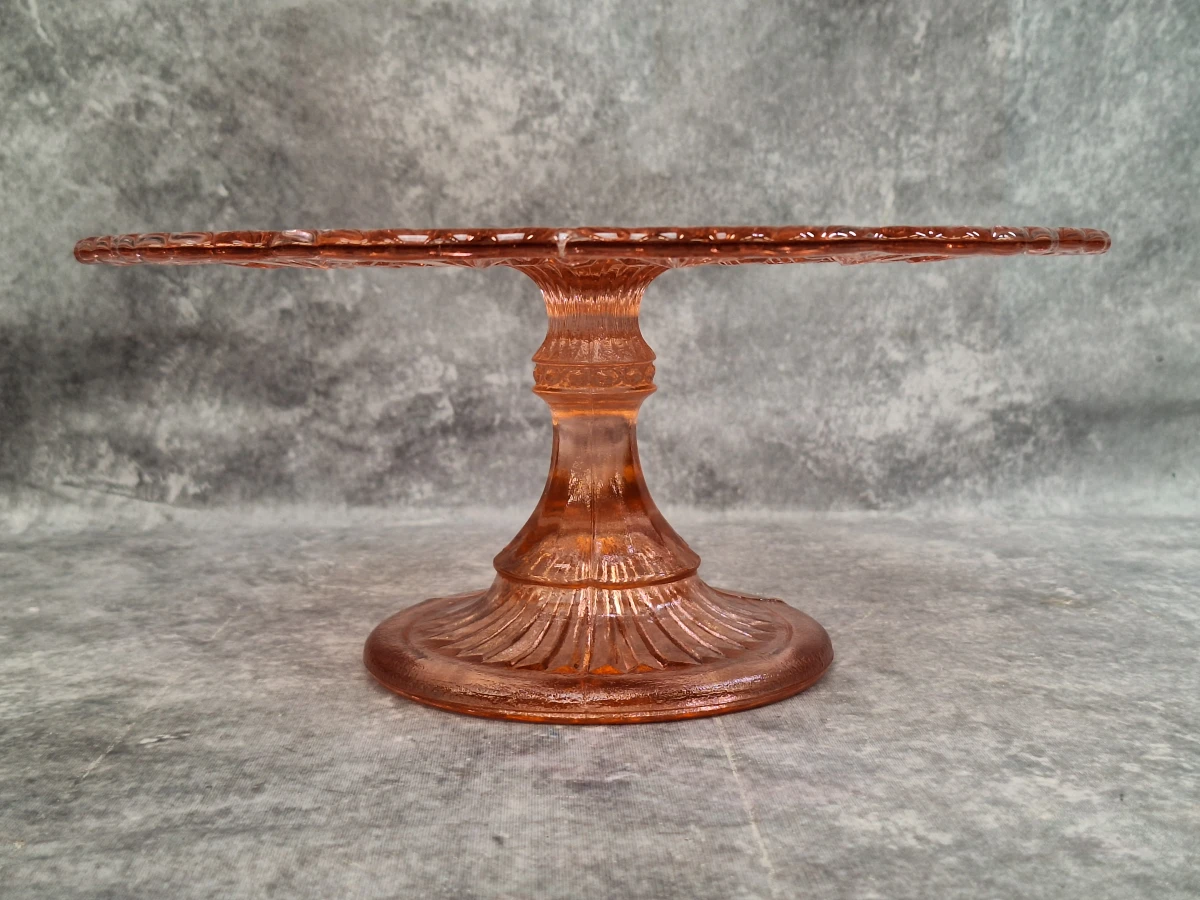 Set van twee vintage glazen taartplateaus op voet in Art Deco stijl - foto 3