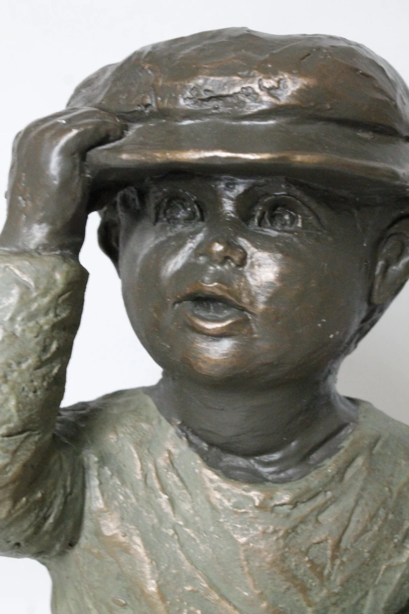 Sculptuur: Knielende Jongen - foto 3