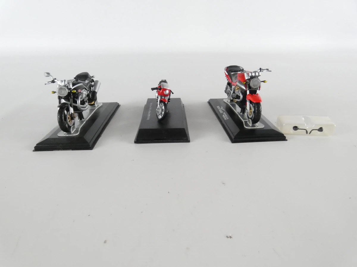 Verzameling 12x Miniatuurvoertuigen  in doosje, Diverse Merken (o.a. Polistil & Starline) - foto 2