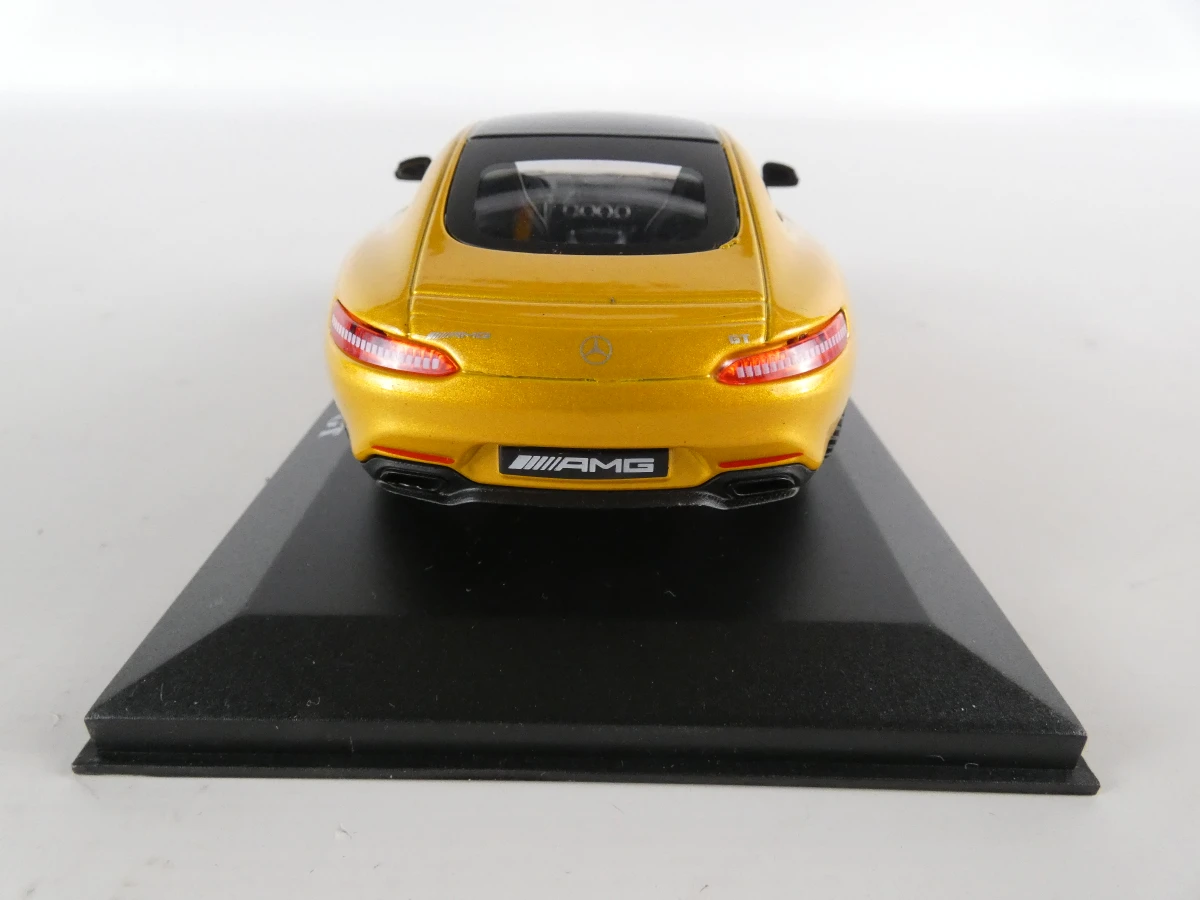 Verzameling 12x Miniatuurvoertuigen  in doosje, Diverse Merken (o.a. Polistil & Starline) - foto 17