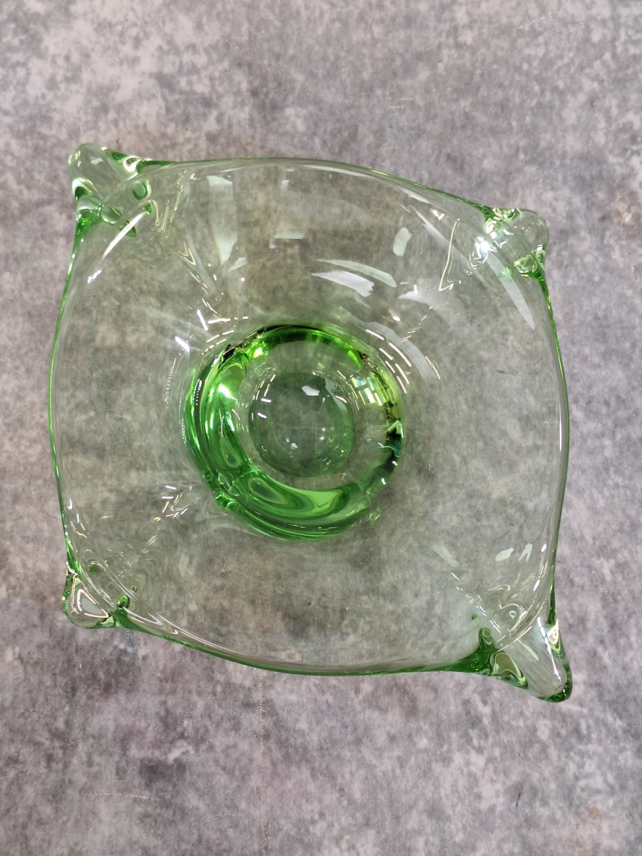 Set van 4 vintage Mid-Century Modern glazen schalen in Murano-stijl en Boheemse stijl - foto 26