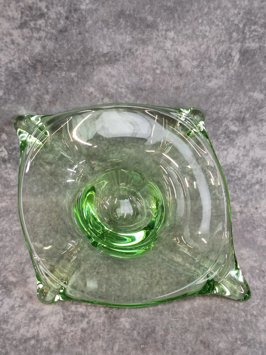 Set van 4 vintage Mid-Century Modern glazen schalen in Murano-stijl en Boheemse stijl - foto 25