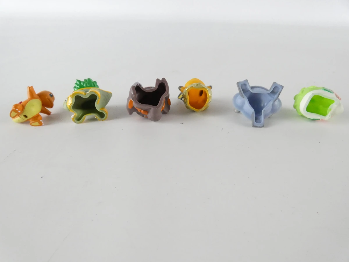 Gemengde Pokémon Collectie: speelgoed, kaartenset, tasjes, accessoires - foto 6