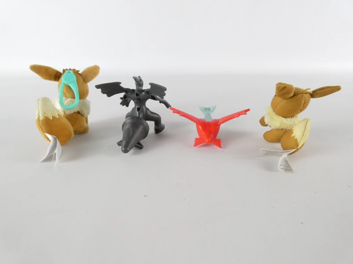 Gemengde Pokémon Collectie: speelgoed, kaartenset, tasjes, accessoires - foto 12