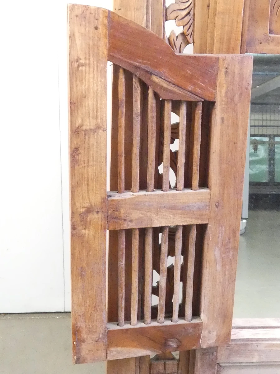 Houten spiegel met decoratief raamwerk - foto 6