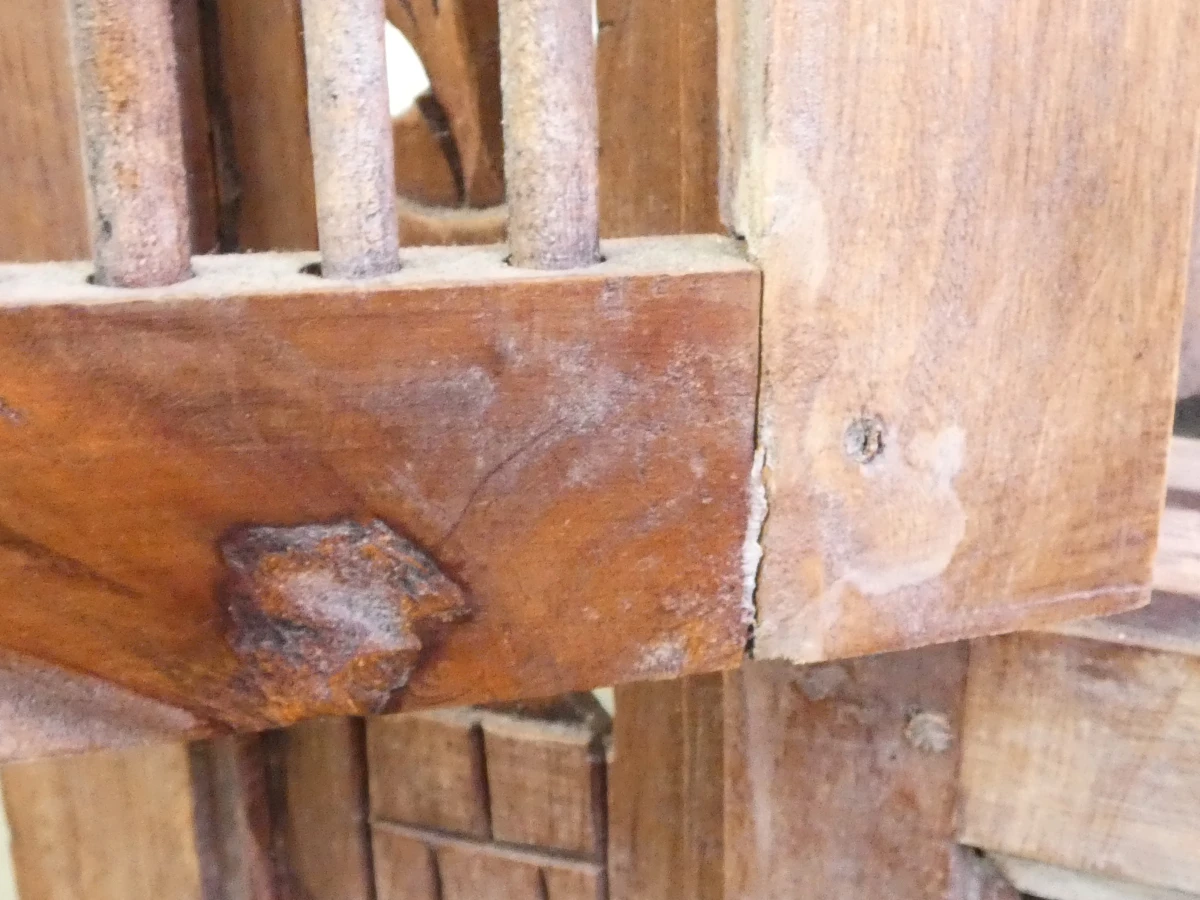Houten spiegel met decoratief raamwerk - foto 13