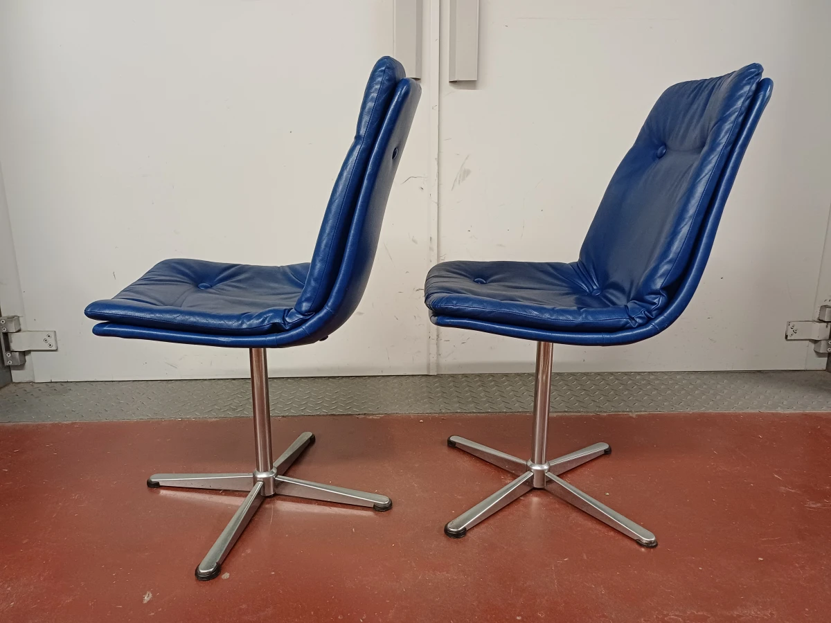 2 vintage blauwe designstoelen - foto 4