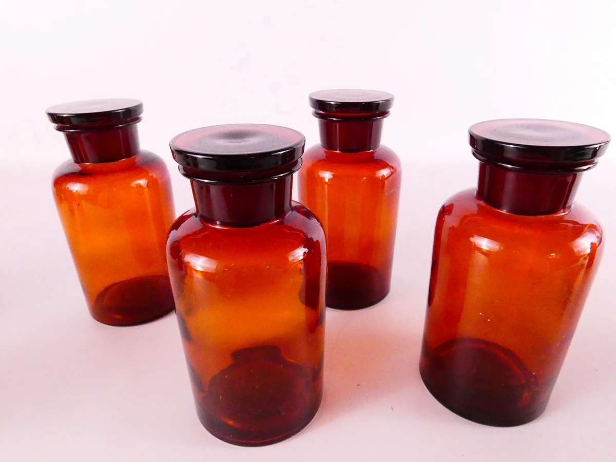 Mooie set van 15 vintage bruine apothekersflessen - foto 2