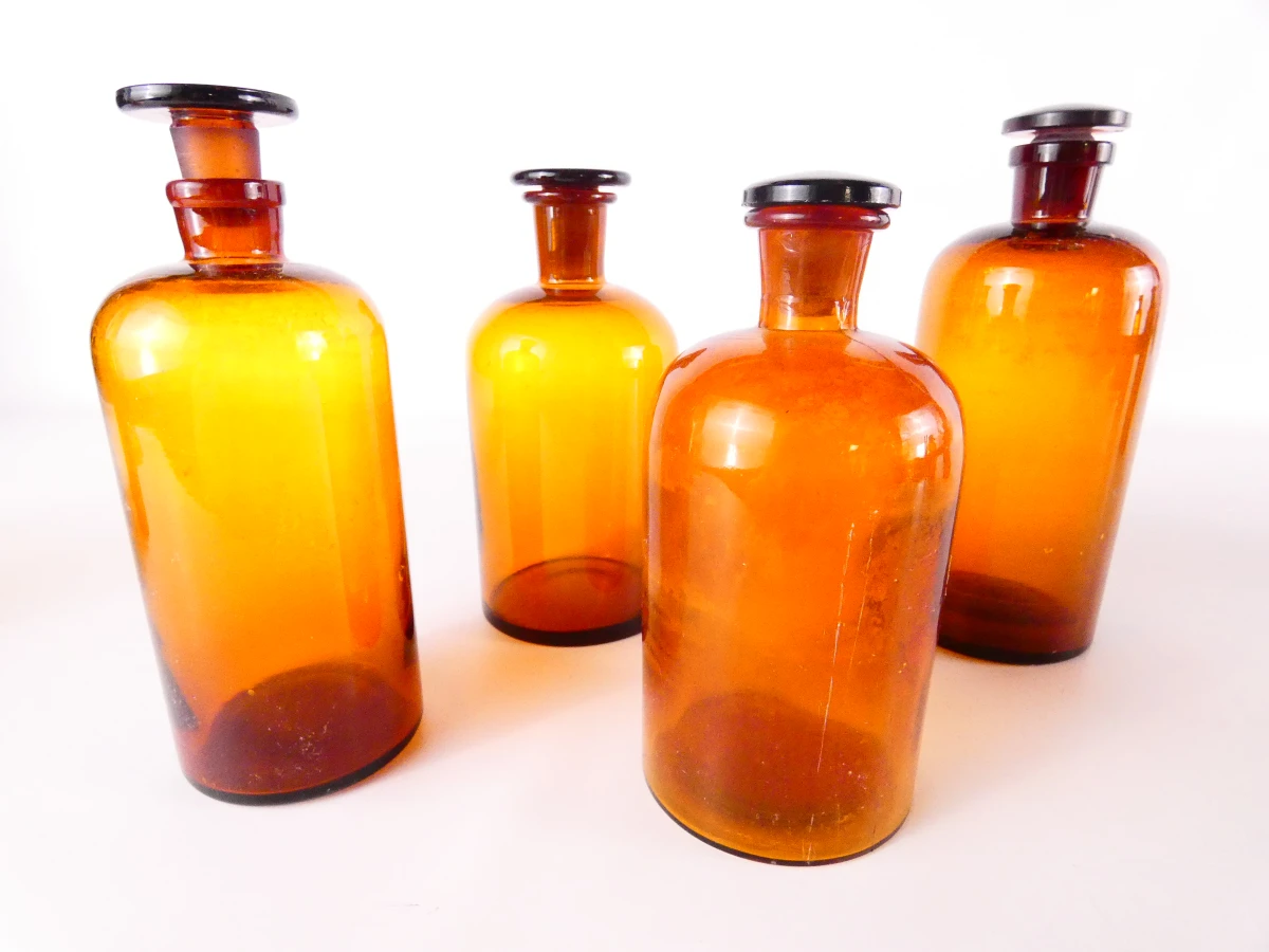 Mooie set van 15 vintage bruine apothekersflessen - foto 12