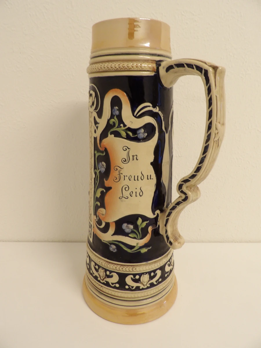Duitse Cerami-Bierkrug van Siegfried & Kriemhild - foto 2