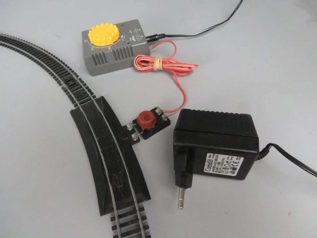 Mehana Thalys Modelspoor Startset met Uitbreidingsrails + extra Thalys trein - foto 6