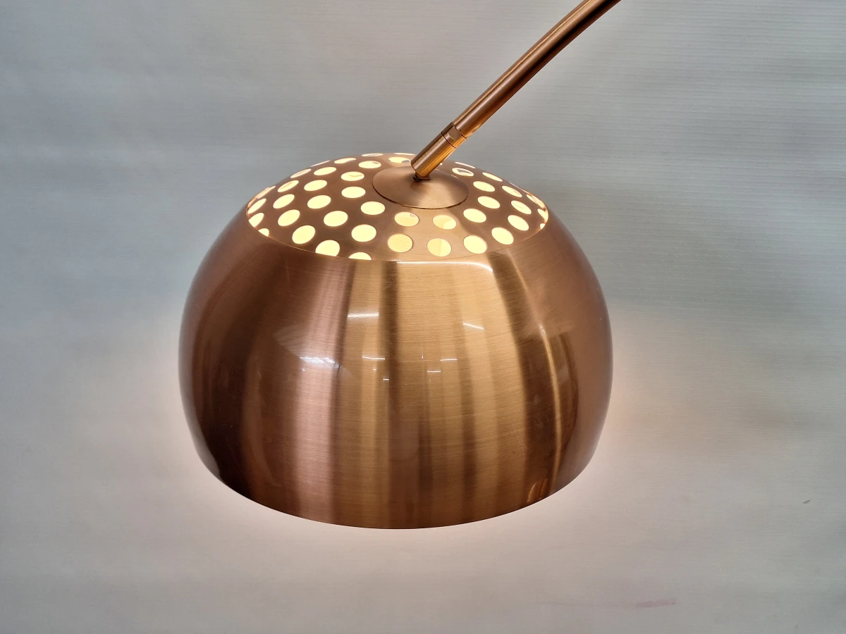 koperkleurige booglamp - moderne interpretatie van een sixties designklassieker - foto 7