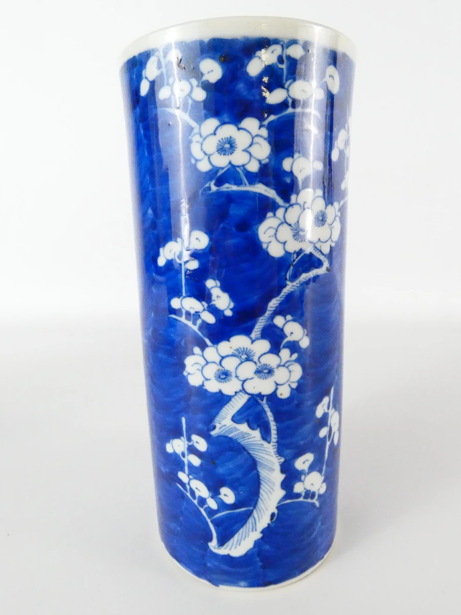 Blauw-witte keramische vazen met bloemmotief - foto 2