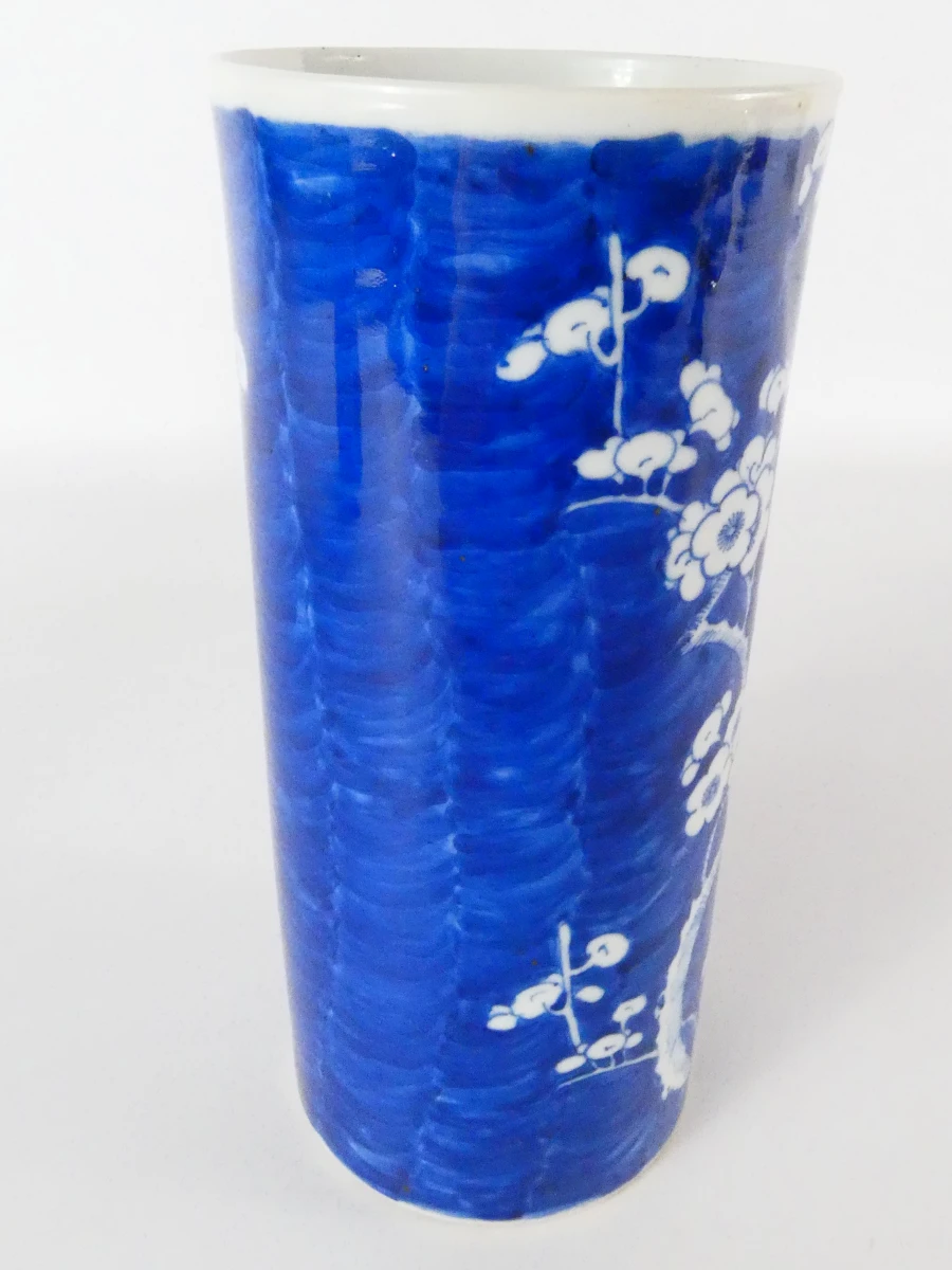 Blauw-witte keramische vazen met bloemmotief - foto 3