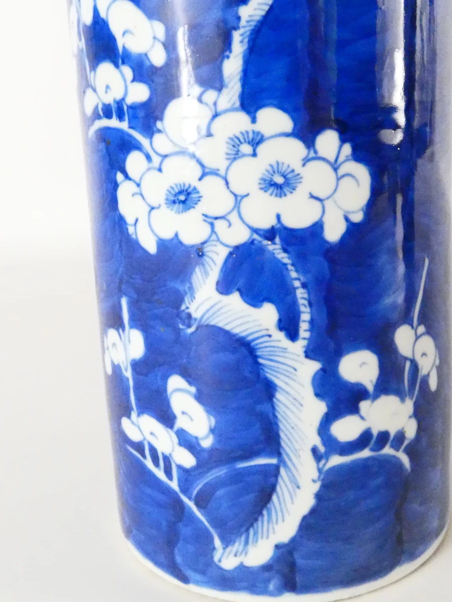 Blauw-witte keramische vazen met bloemmotief - foto 9