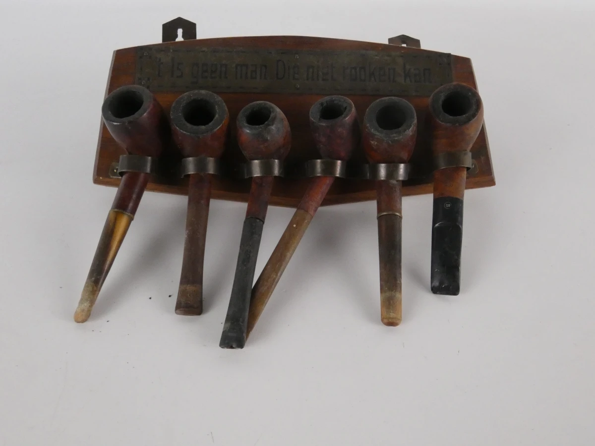 Set vintage pijpen met houten pijpenrekken - foto 2