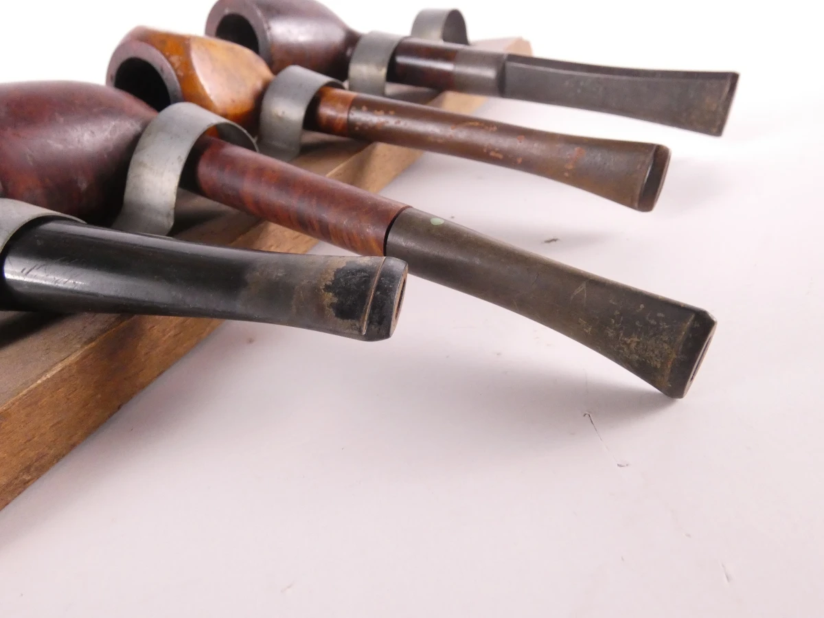 Set vintage pijpen met houten pijpenrekken - foto 32