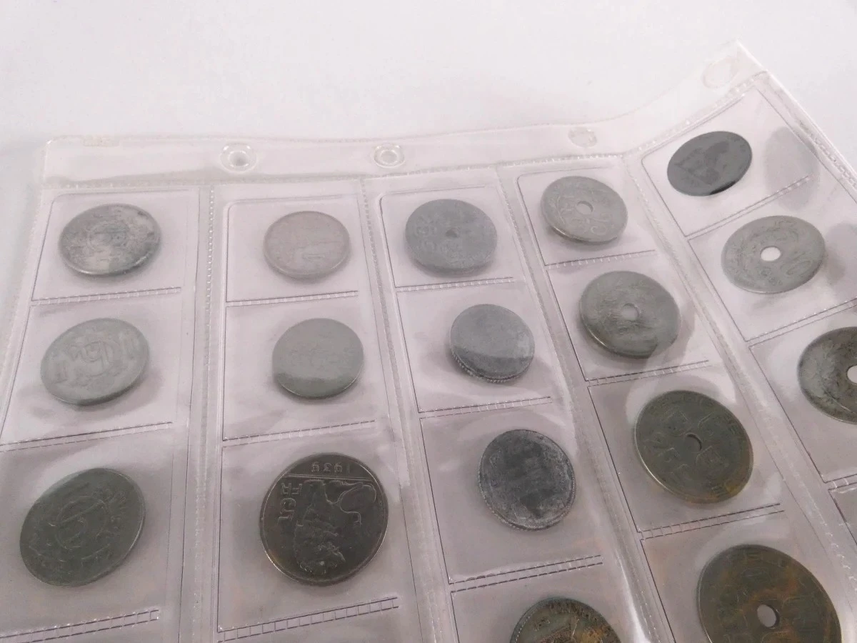 Numismatiek en filatelie: Verzameling postzegels en munten - foto 21