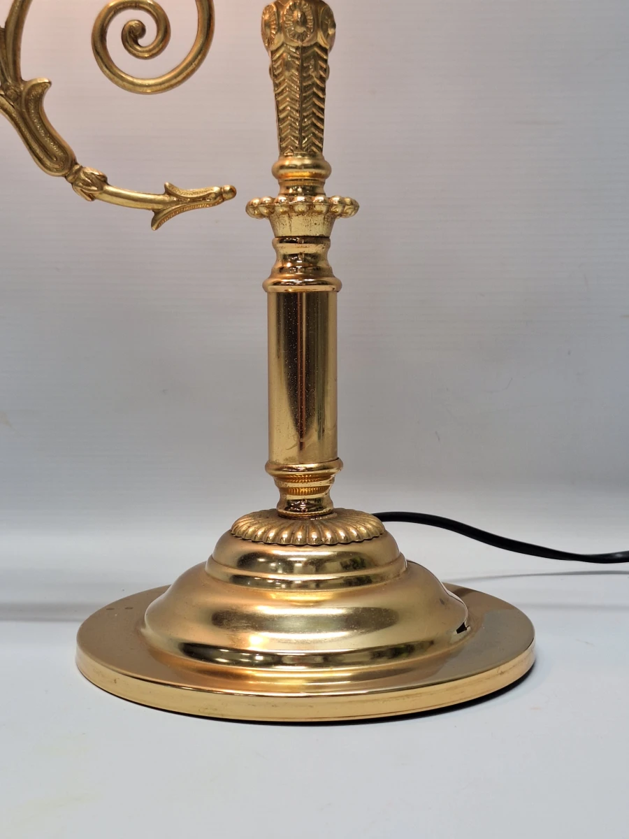 Vintage Massive tafellamp - Messing studentenlamp met gedecoreerde glazen kap, jaren ’70/’80 - foto 4