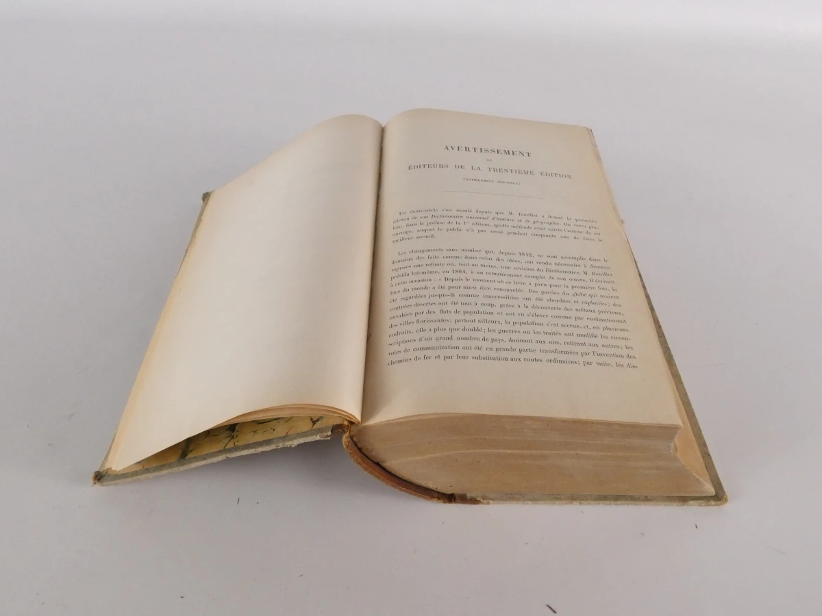 Oud Frans naslagwerk – Dictionnaire universel d'Histoire et de Géographie - foto 10
