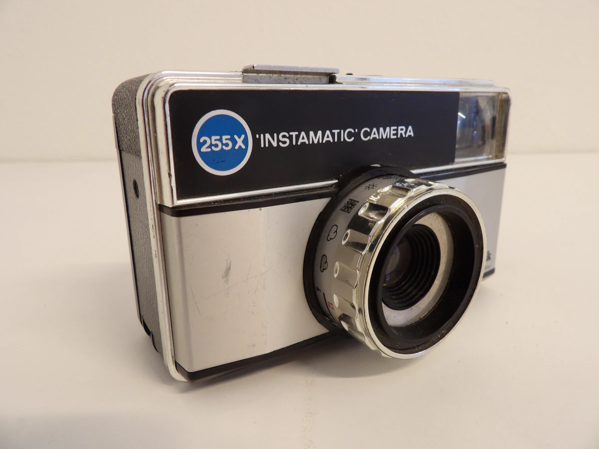 Kodak Instamatic 255X - foto 2