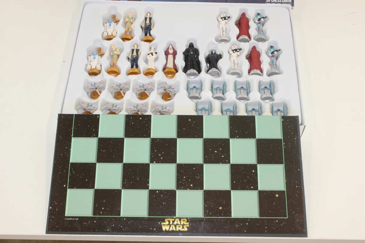 Star Wars puzzel, schaakspel, mok en 3 strips - foto 10