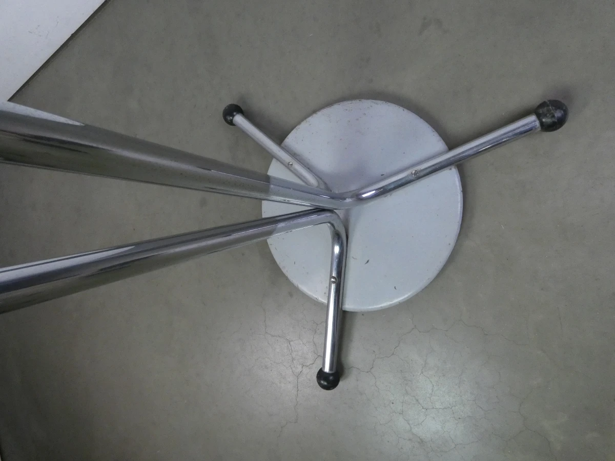 Metalen kapstok met ronde voet - foto 5