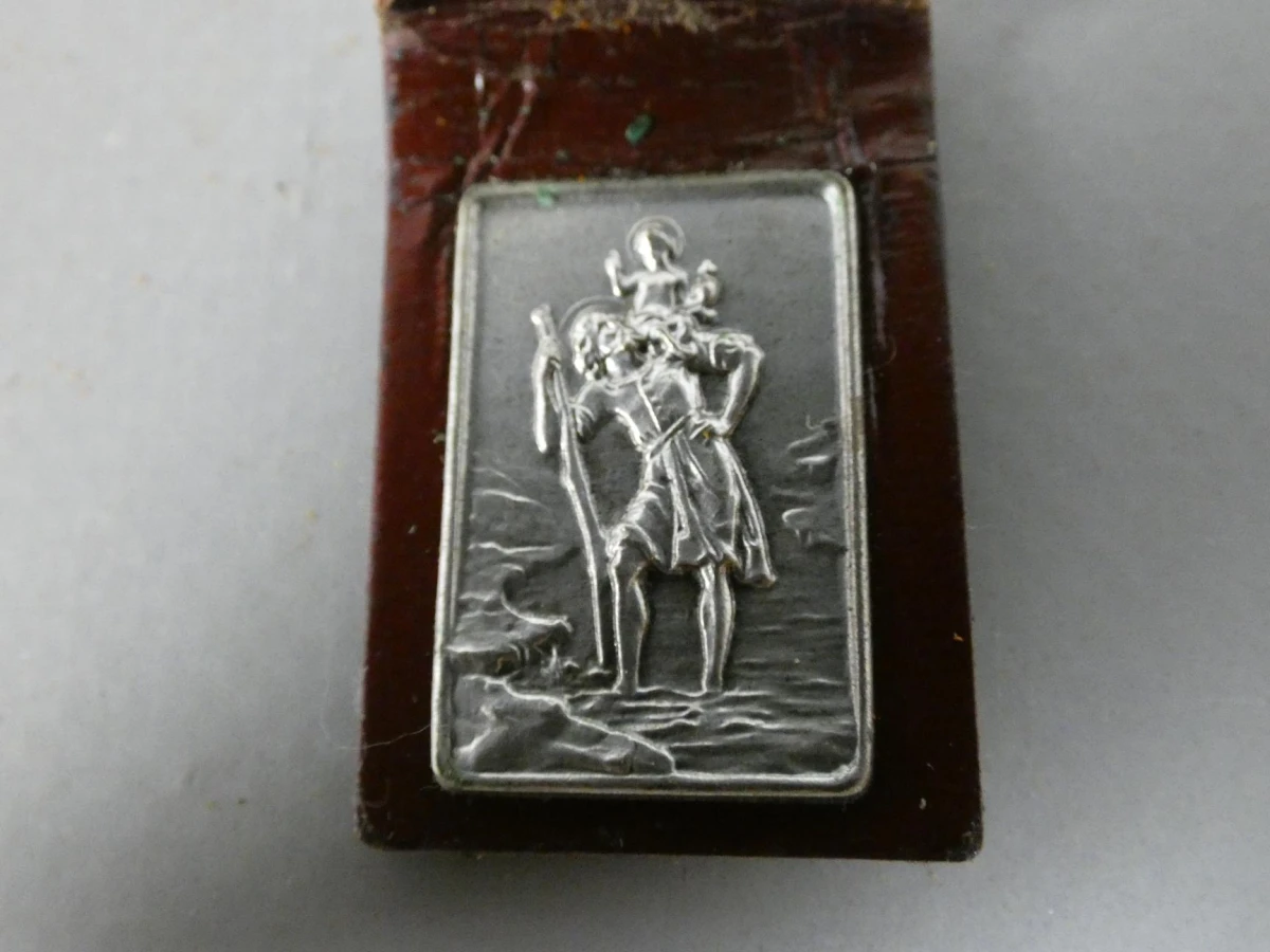 Religieus setje van reismedaille en plaatje in etui - foto 4