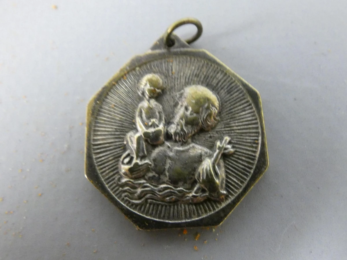 Religieus setje van reismedaille en plaatje in etui - foto 2