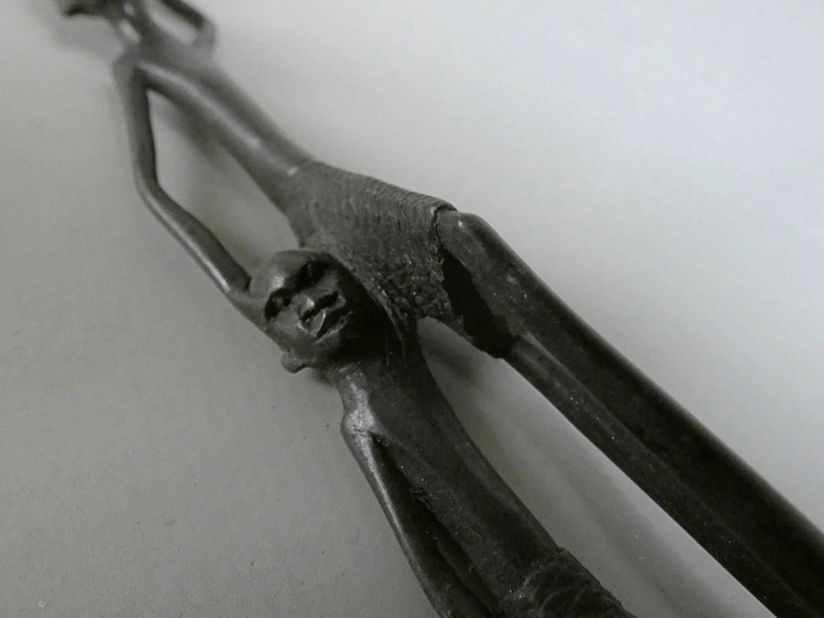 Afrikaans houten beeldje van twee figuren - foto 7