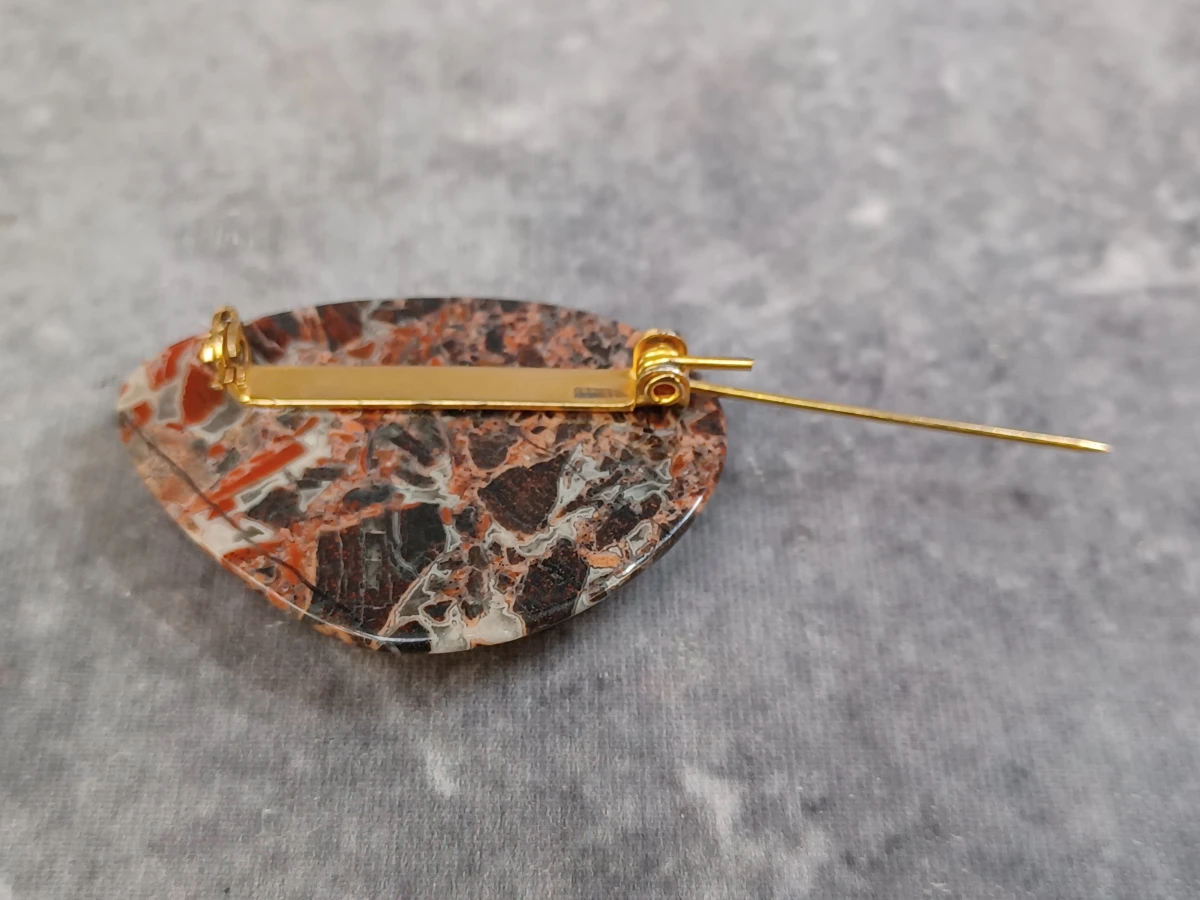 Zilveren ketting met natuurstenen hanger en een Brecciated Jaspis broche - foto 14